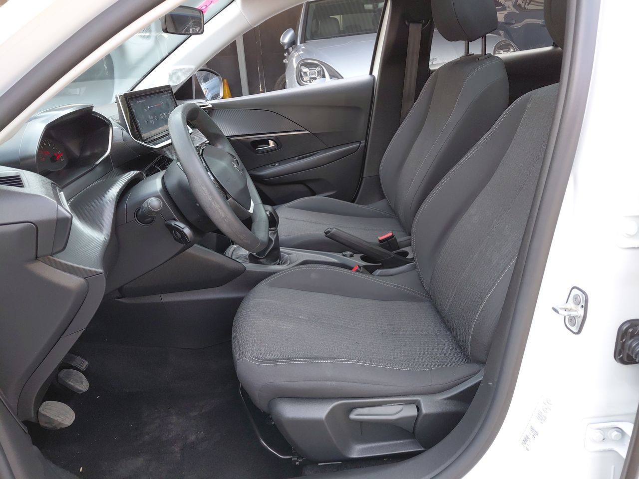 PEUGEOT - 6