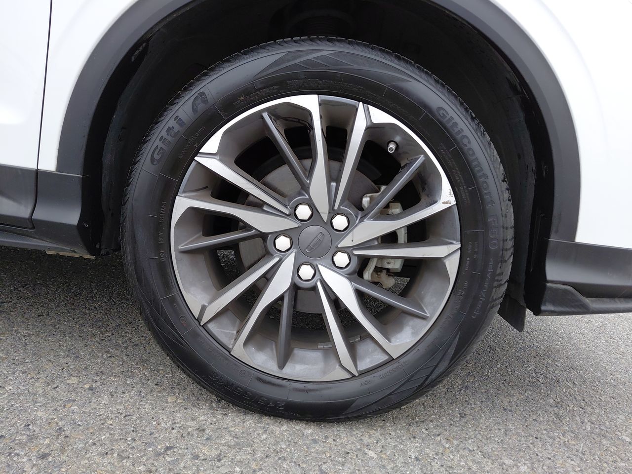 GEELY - 15