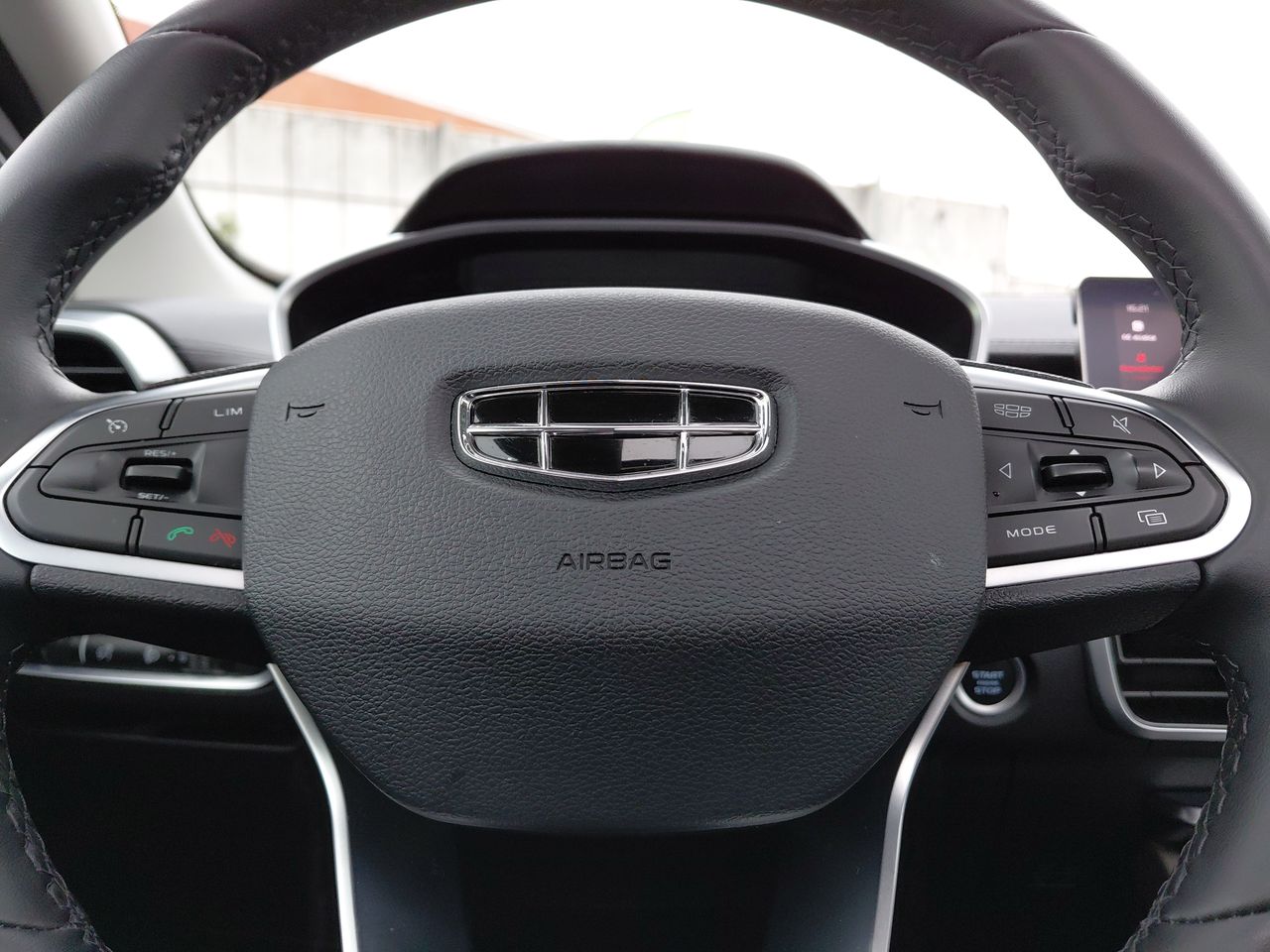 GEELY - 23