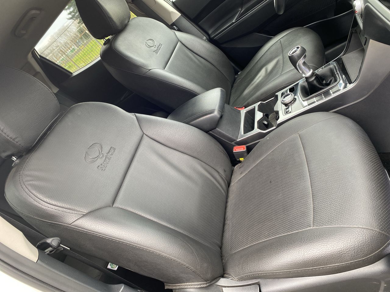 SSANGYONG - 32