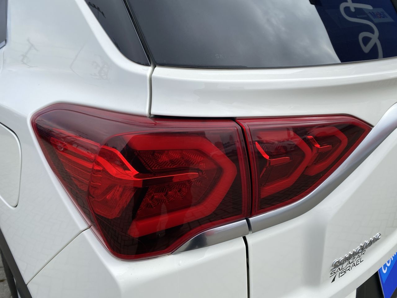 SSANGYONG - 19