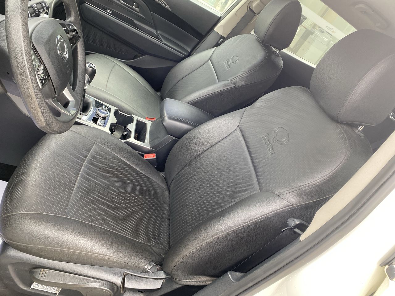 SSANGYONG - 23