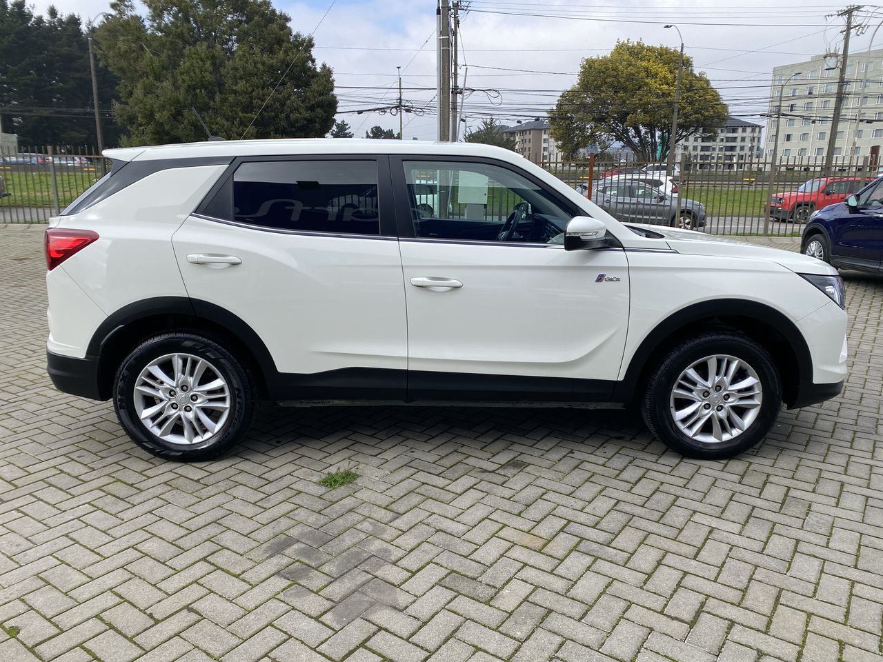 SSANGYONG - 8
