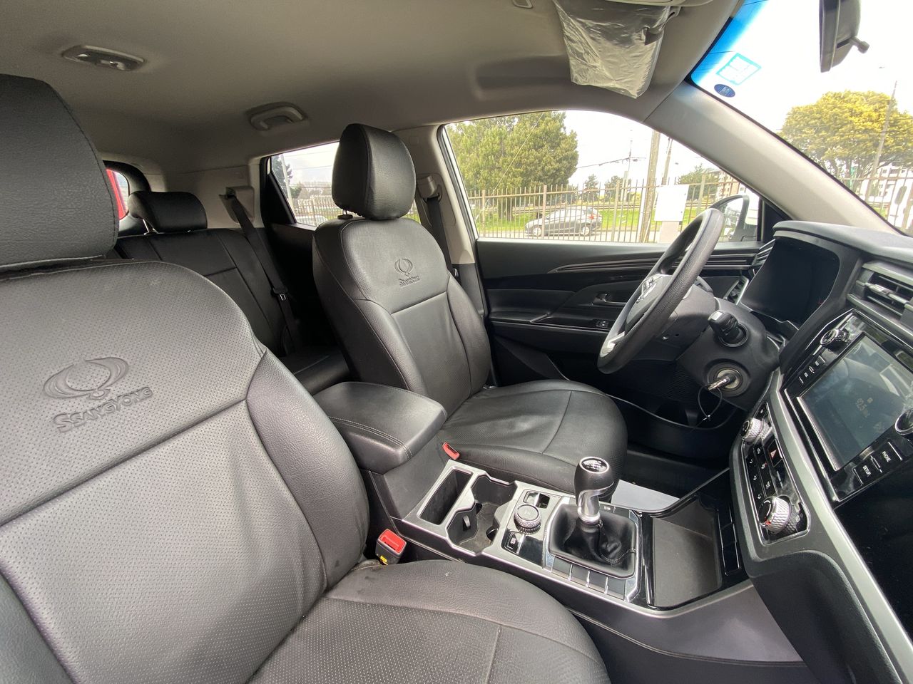 SSANGYONG - 15