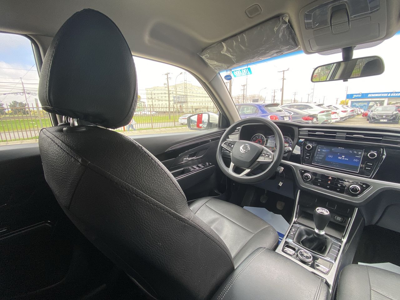 SSANGYONG - 16