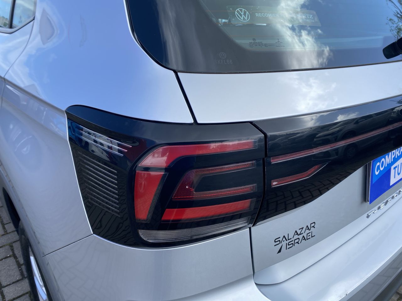 VOLKSWAGEN - 20
