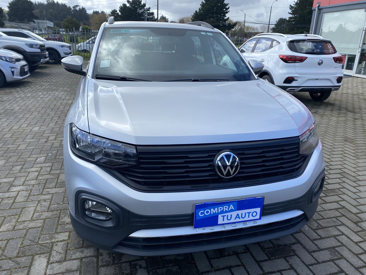 VOLKSWAGEN - 2