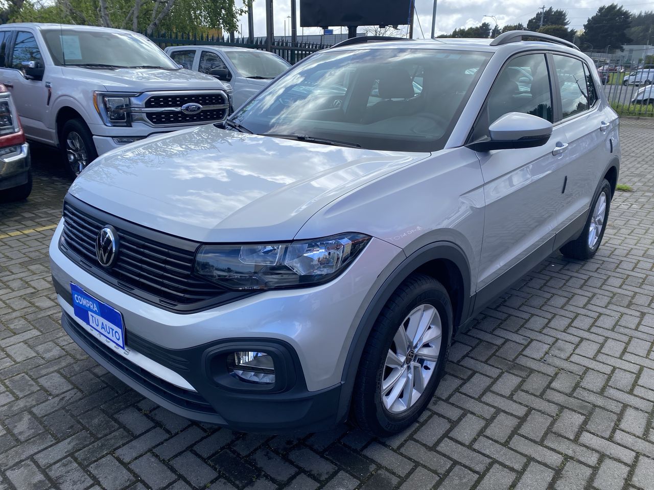VOLKSWAGEN - 3
