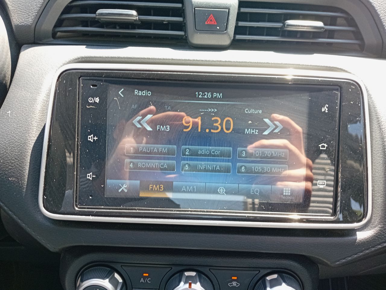 NISSAN - 19