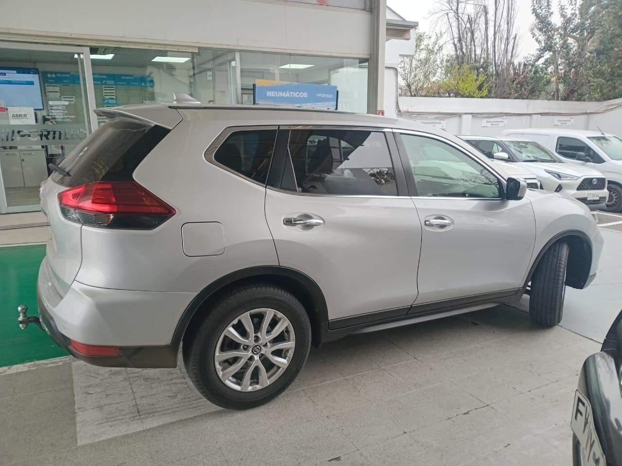 NISSAN - 3