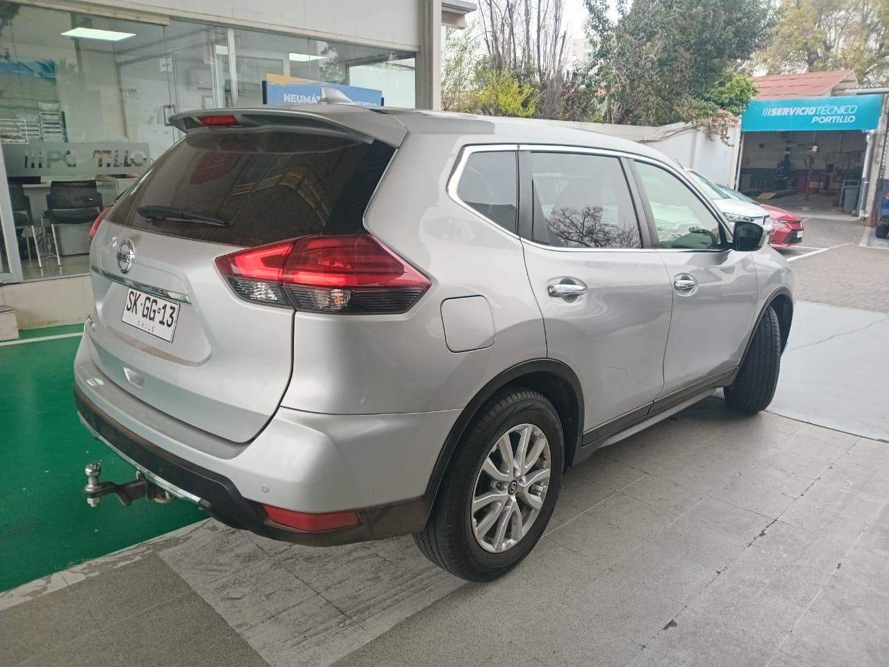 NISSAN - 4