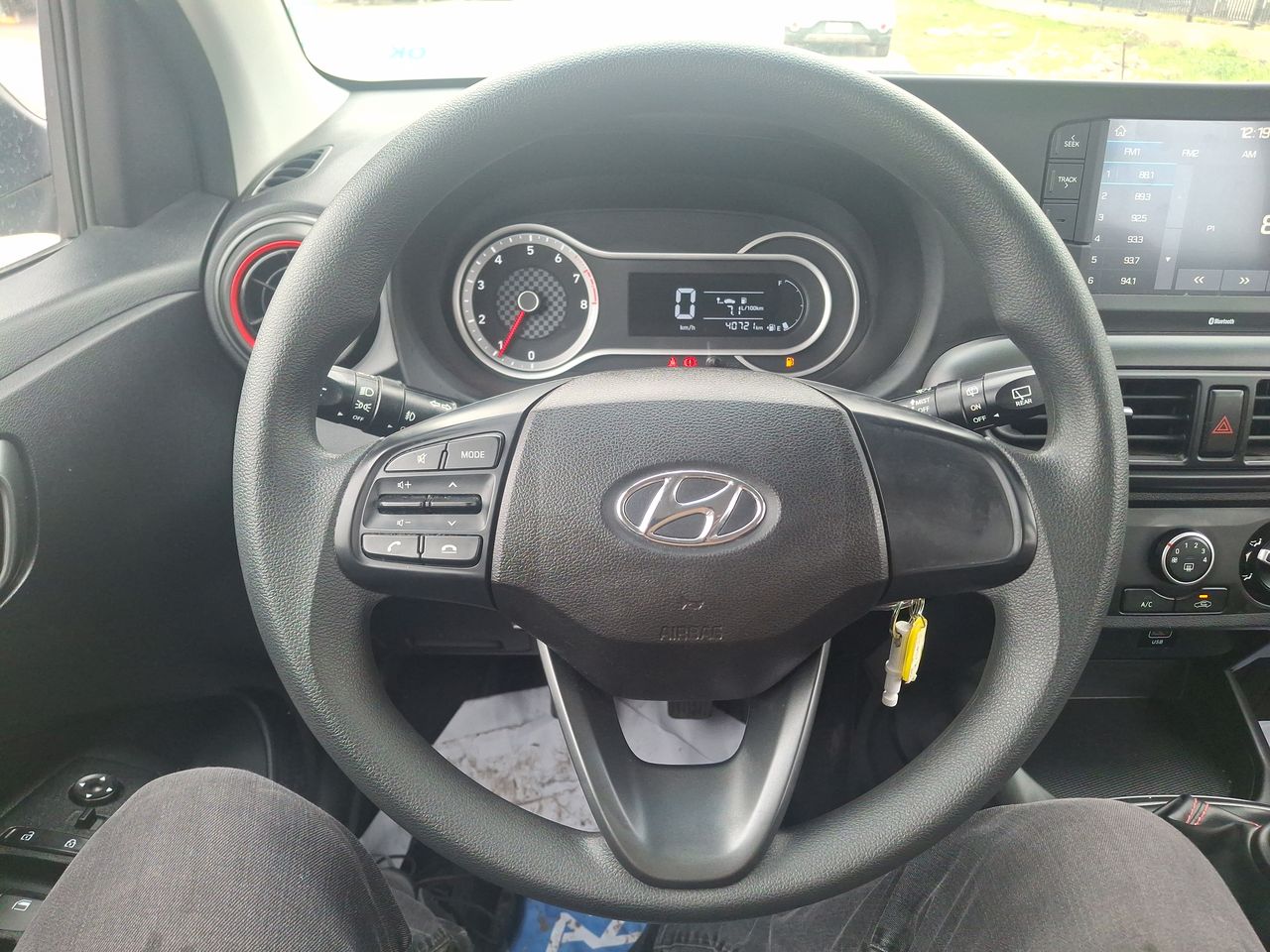 HYUNDAI - 23