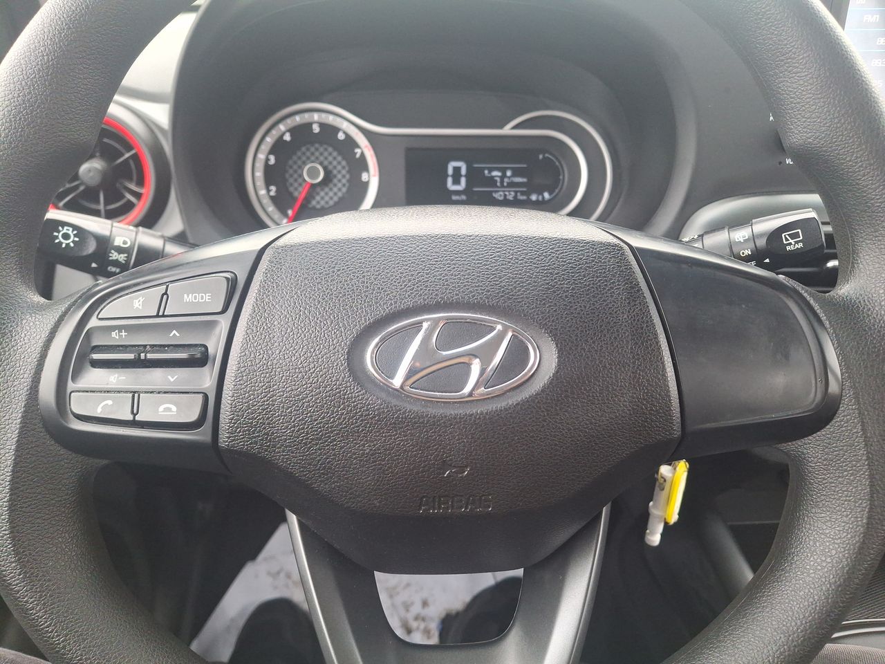 HYUNDAI - 24