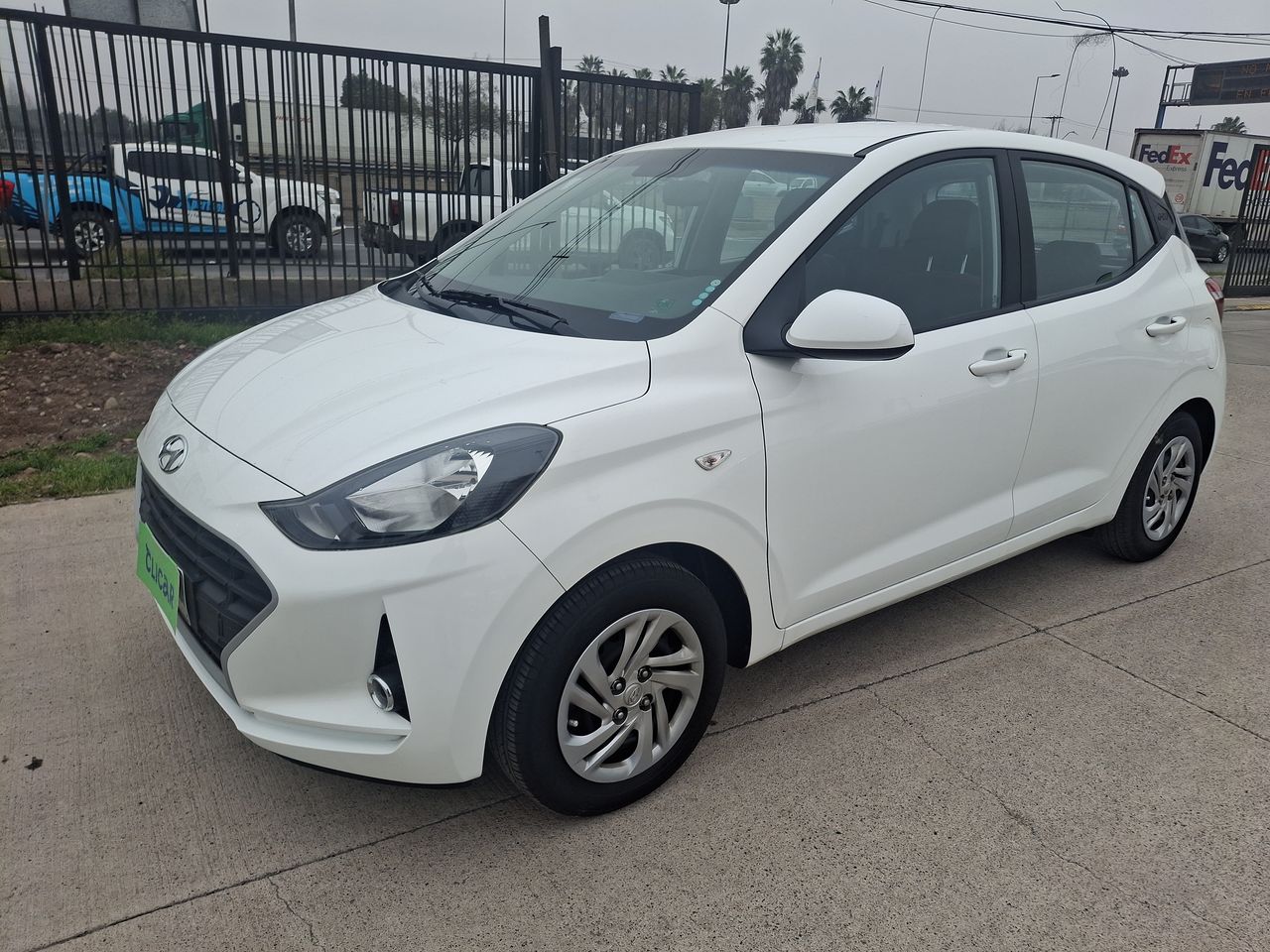 HYUNDAI - 3