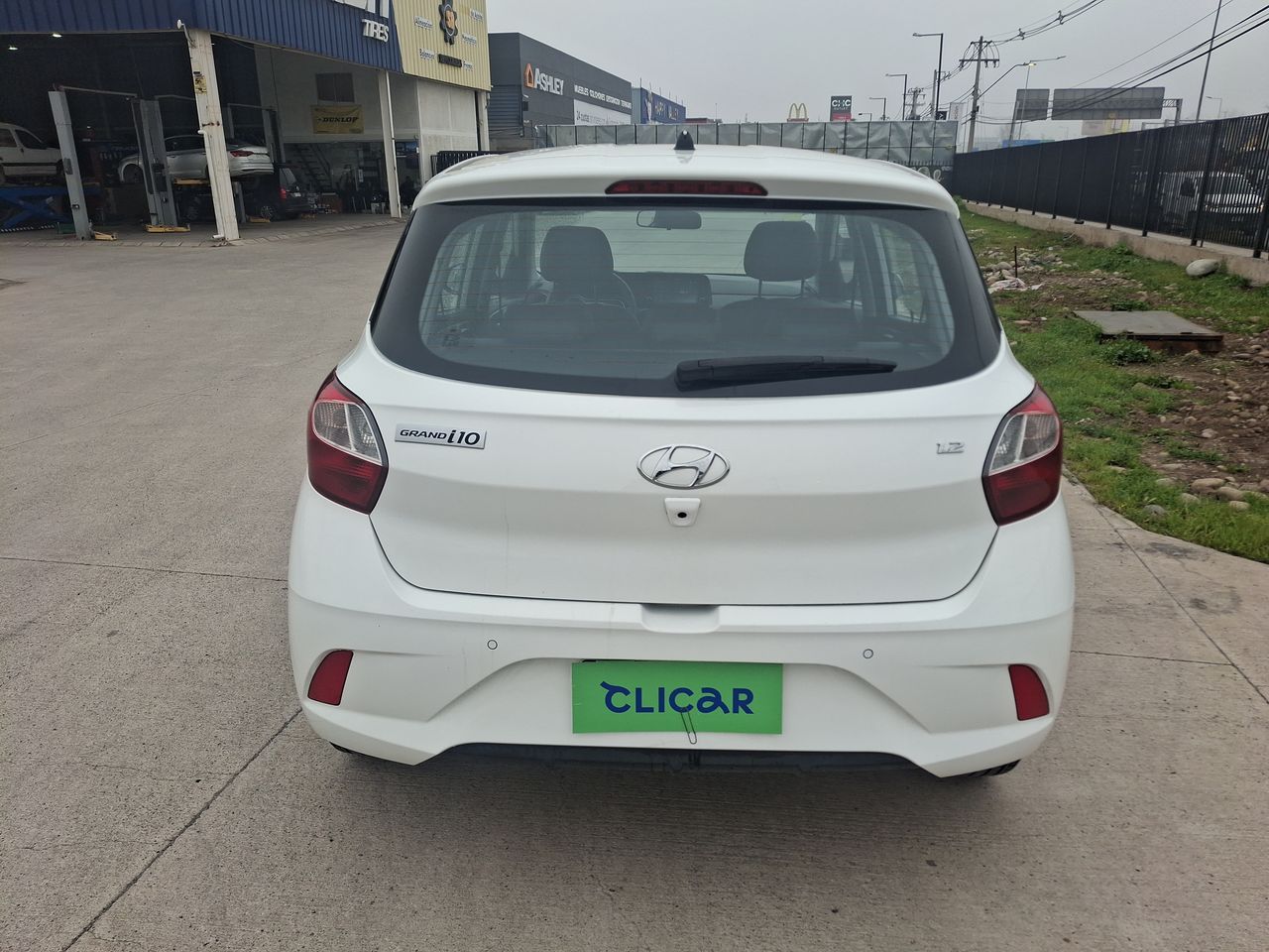 HYUNDAI - 6