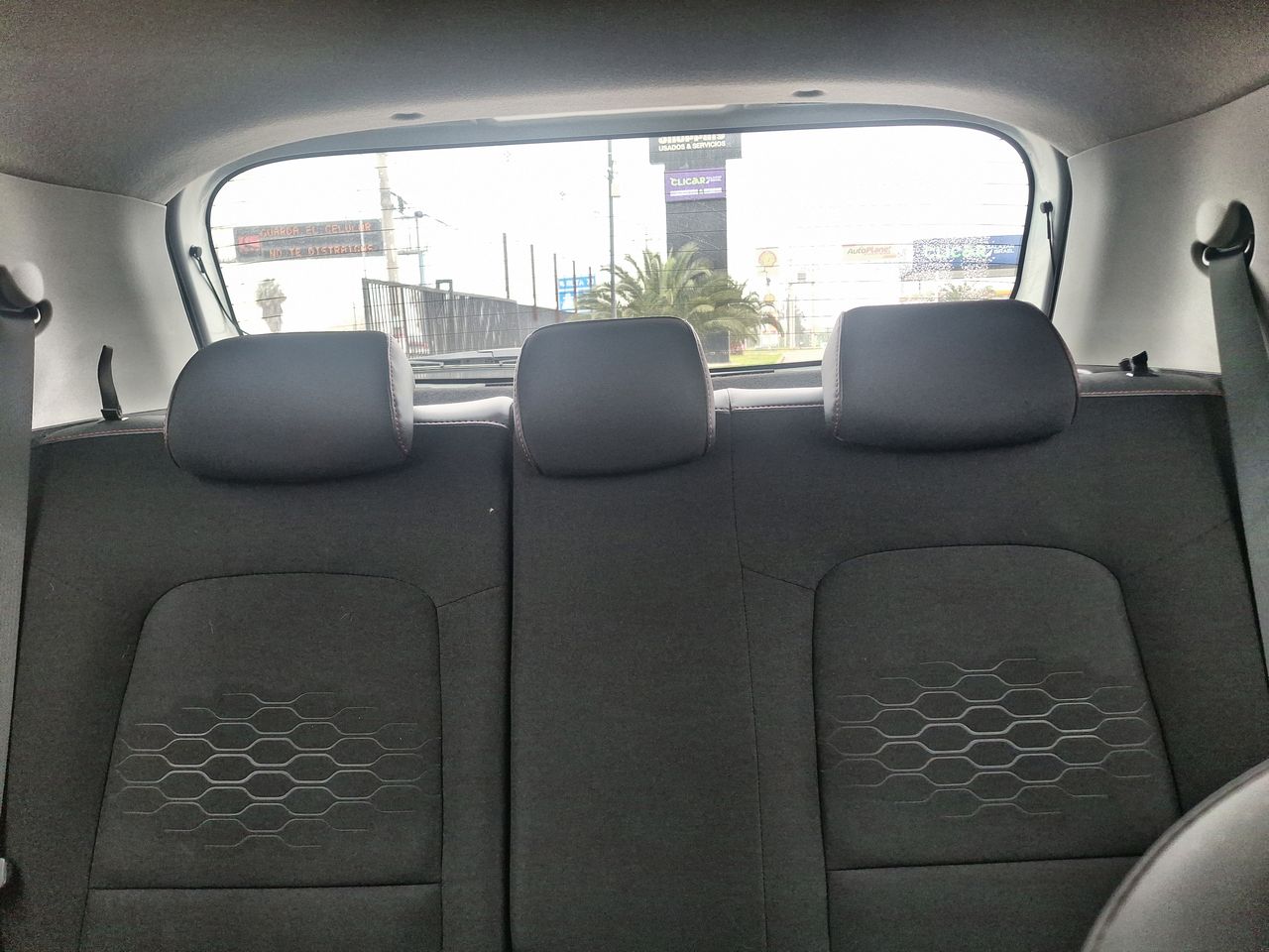 HYUNDAI - 13