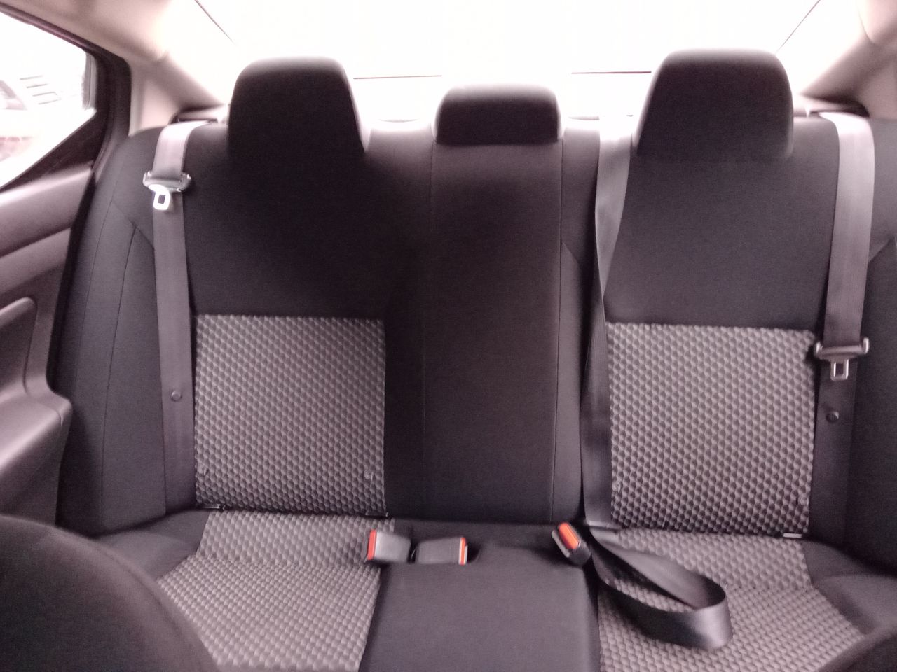 NISSAN - 4