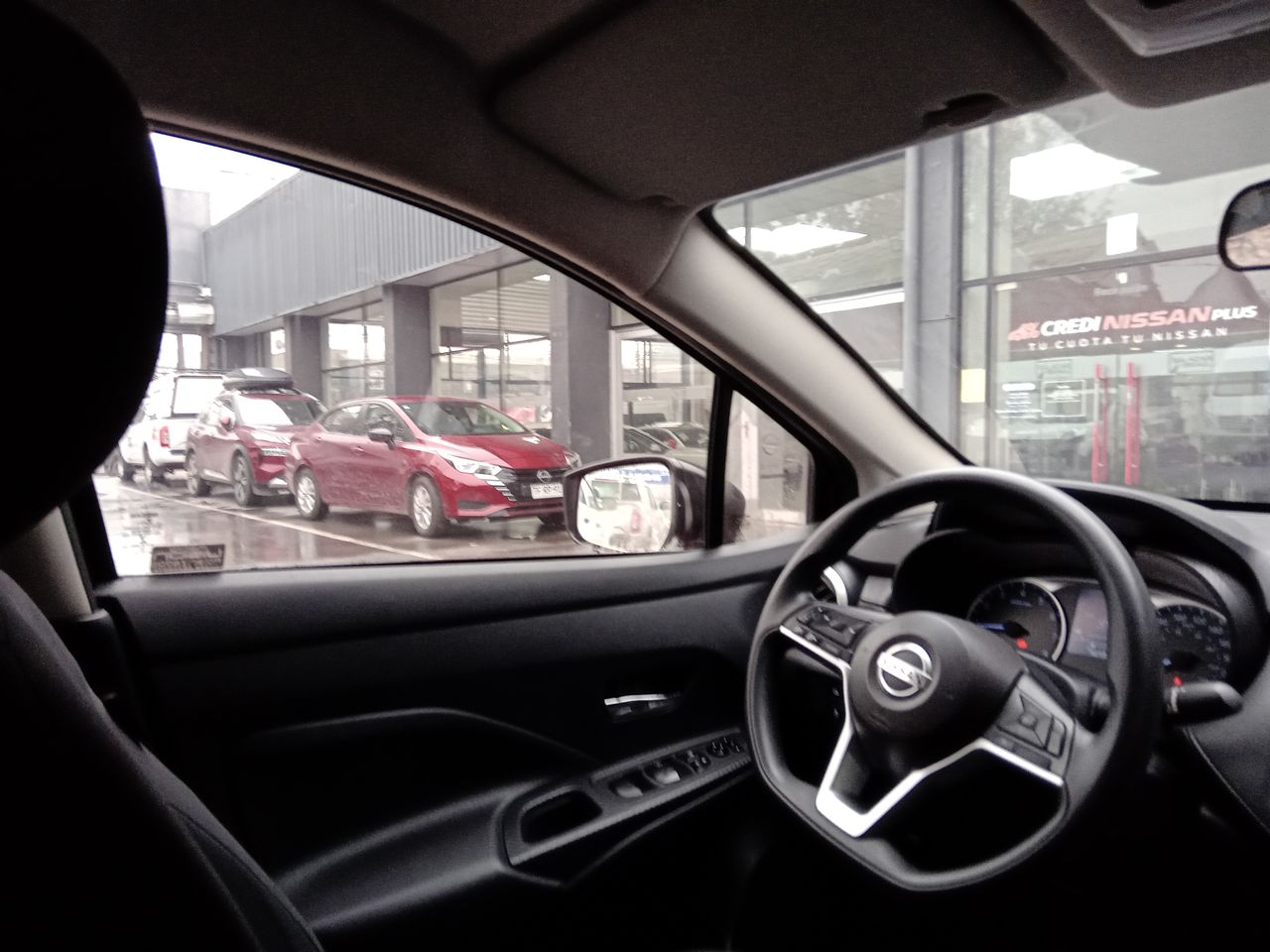 NISSAN - 6