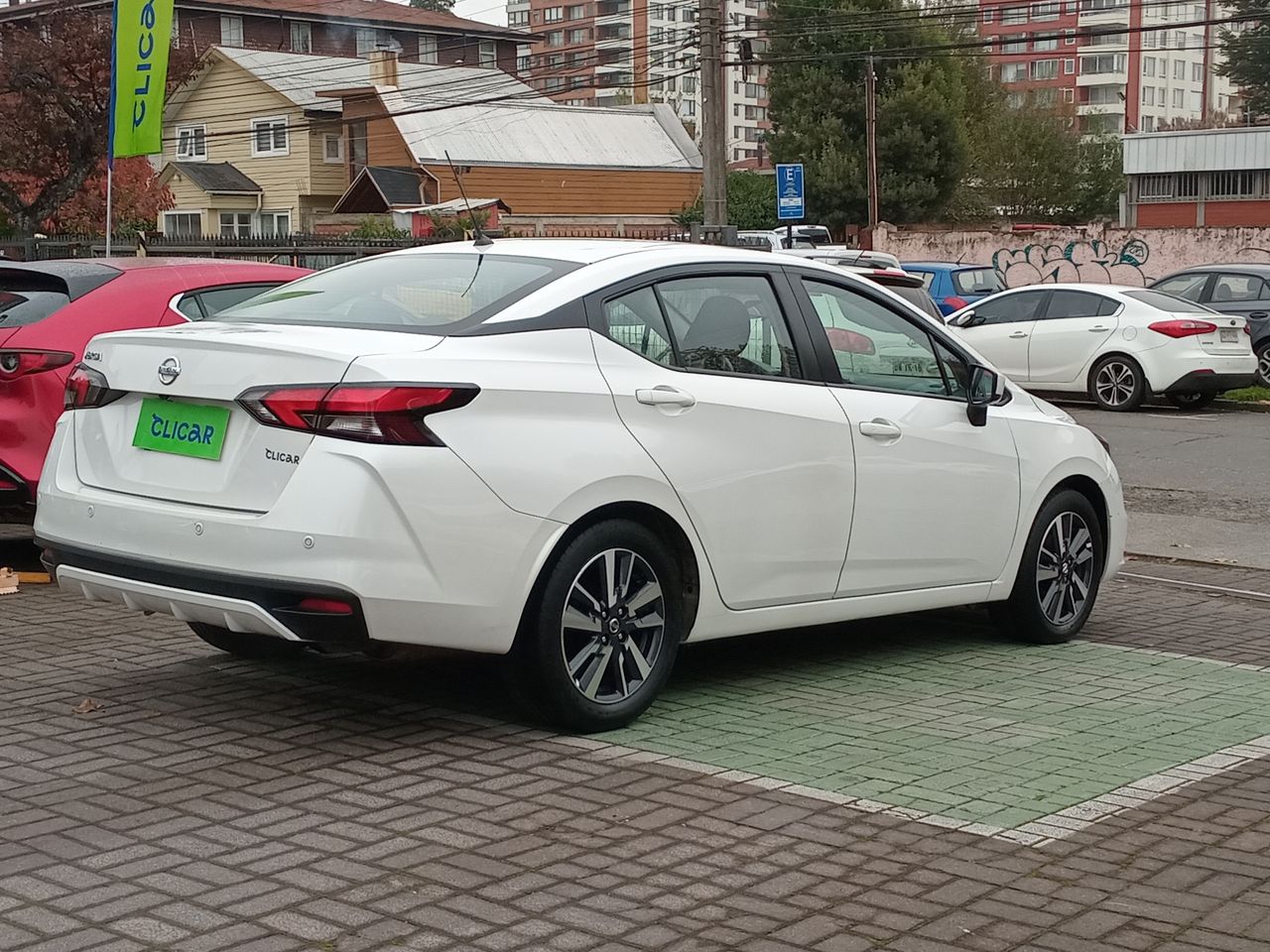 NISSAN - 7