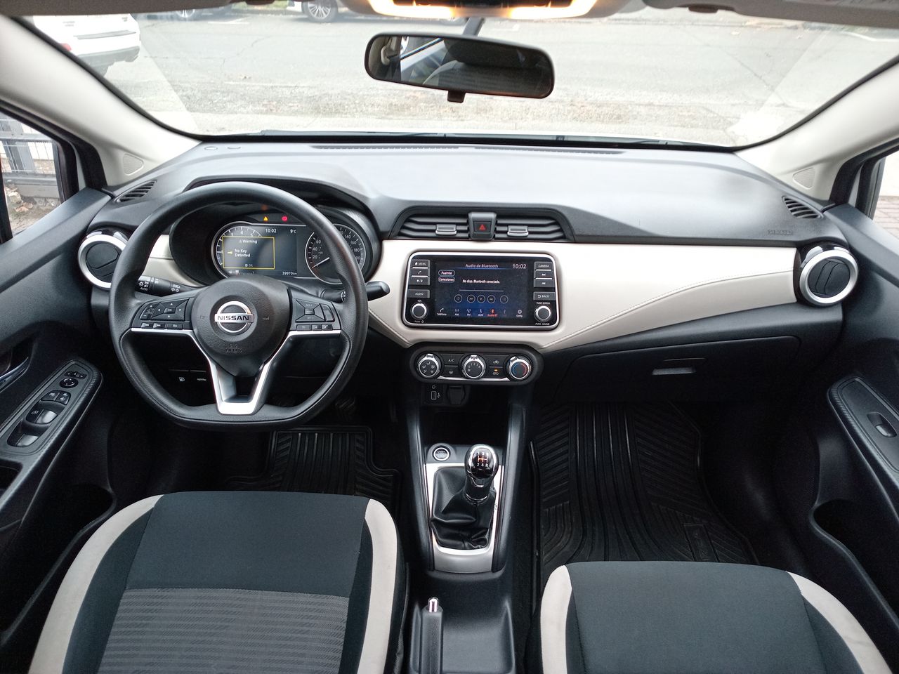 NISSAN - 9