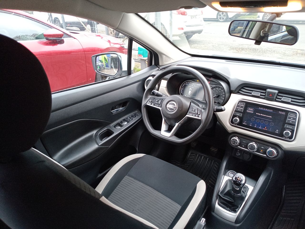 NISSAN - 16