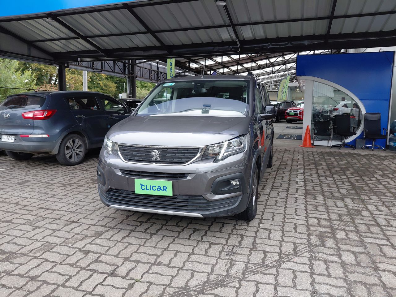 PEUGEOT - 5
