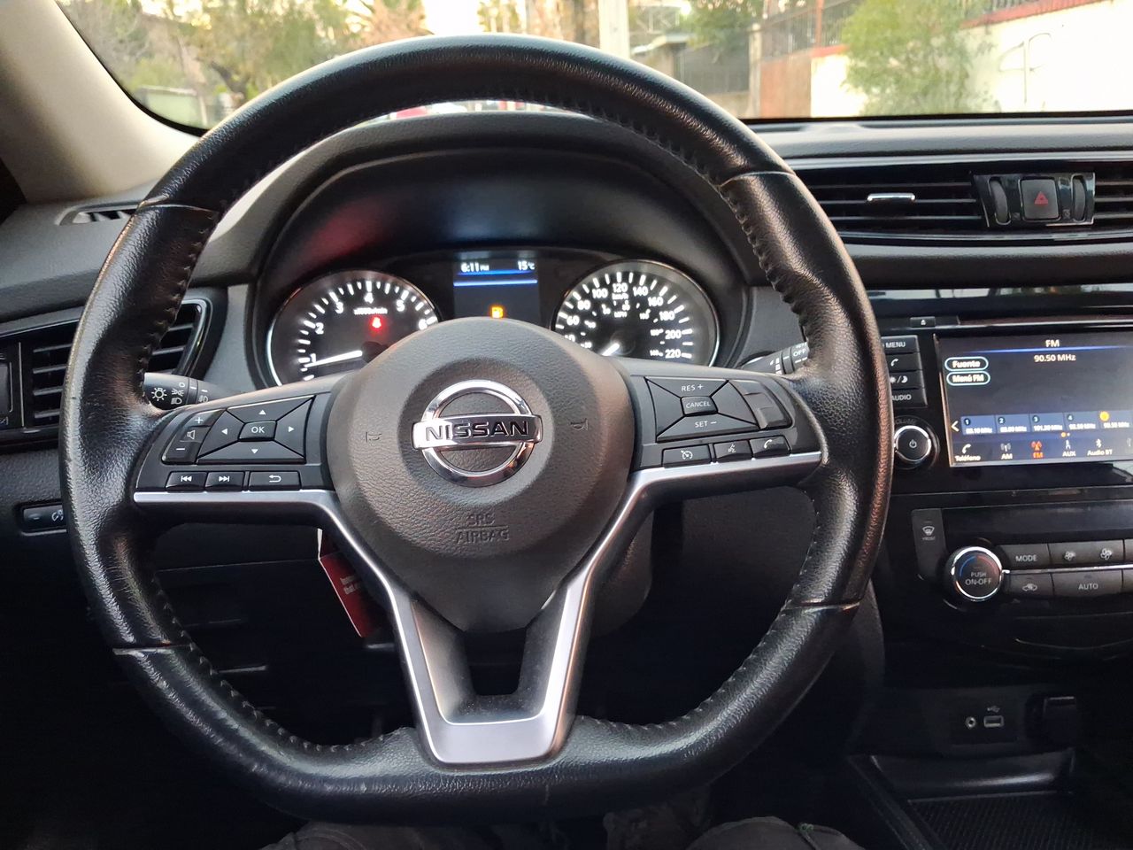 Nissan X-Trail — foto 17 de 30