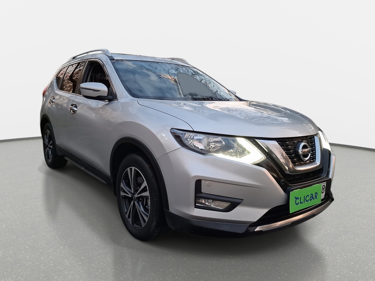 NISSAN