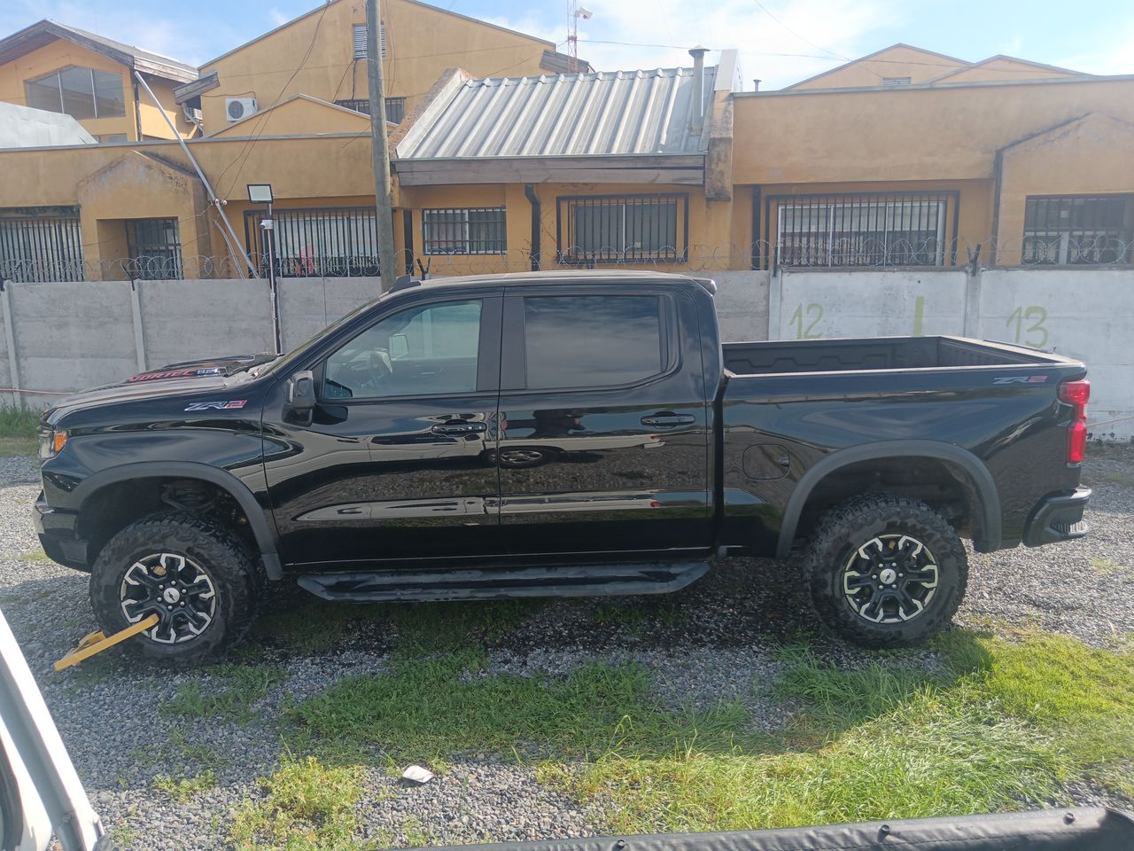 CHEVROLET - 4