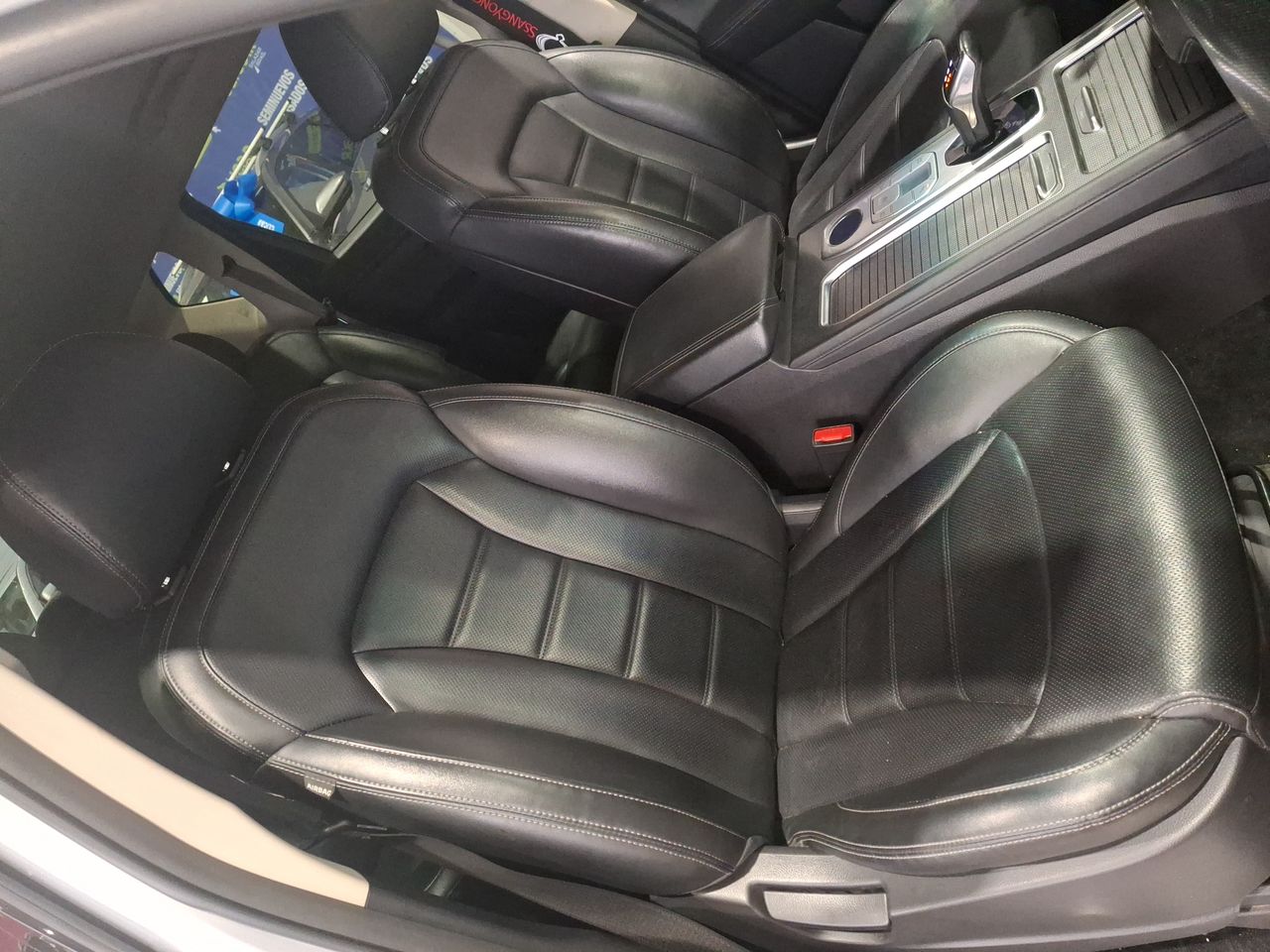 SsangYong Rexton — foto 26 de 29