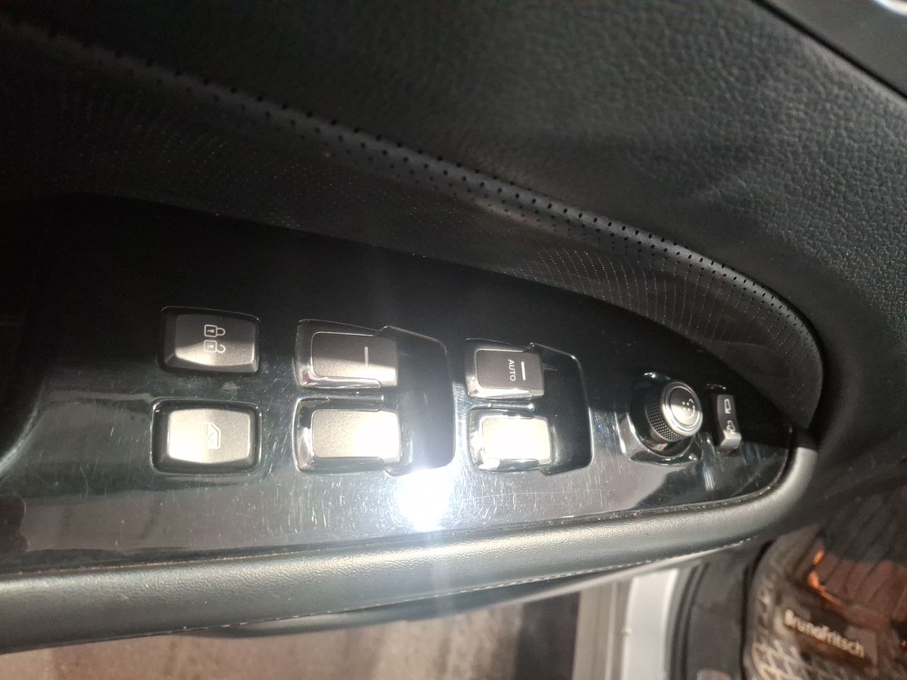 SsangYong Rexton — foto 15 de 29