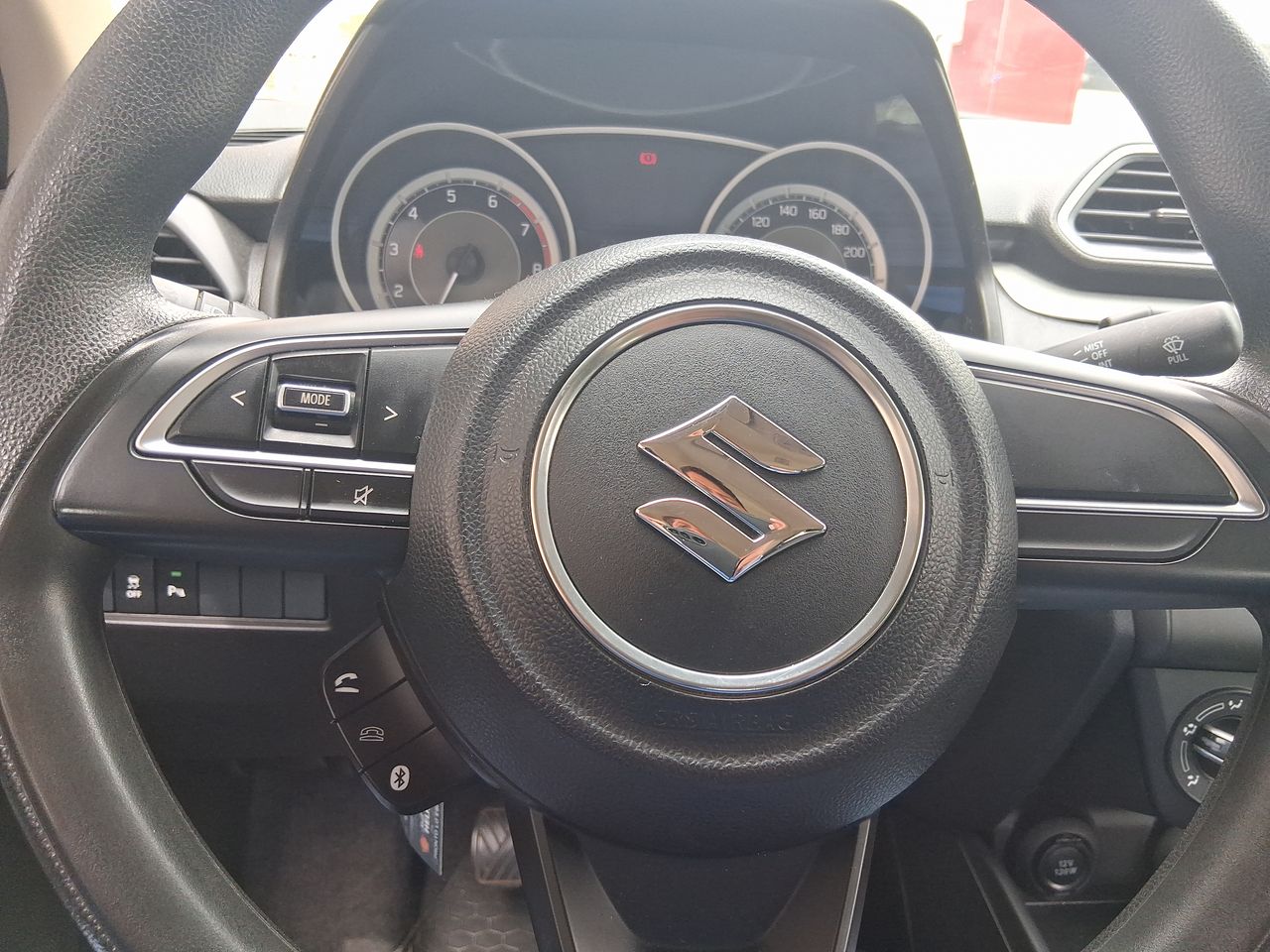 SUZUKI - 22