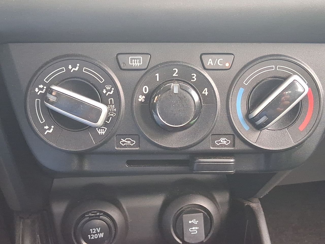SUZUKI - 25
