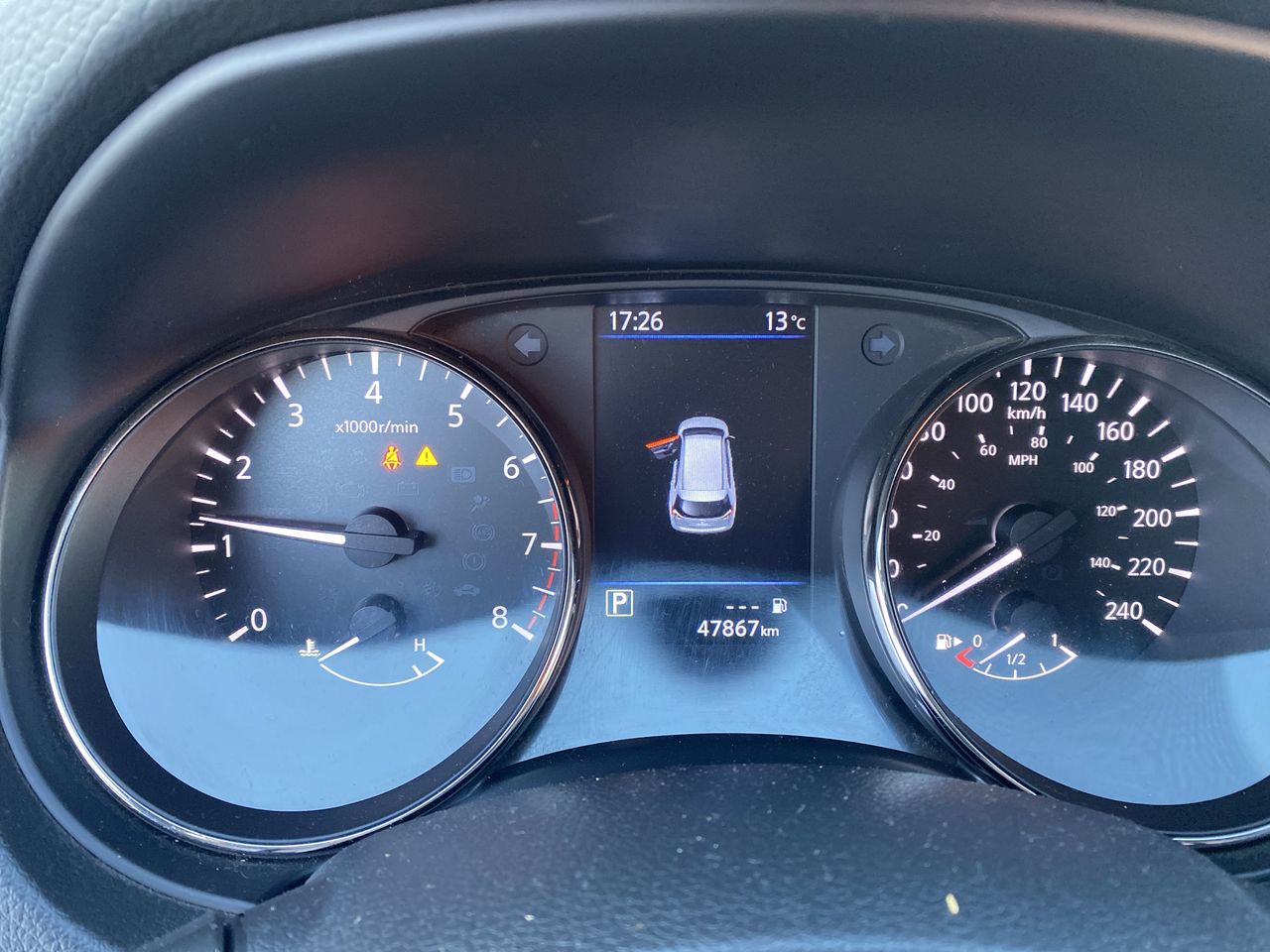 Nissan X-Trail — foto 27 de 35