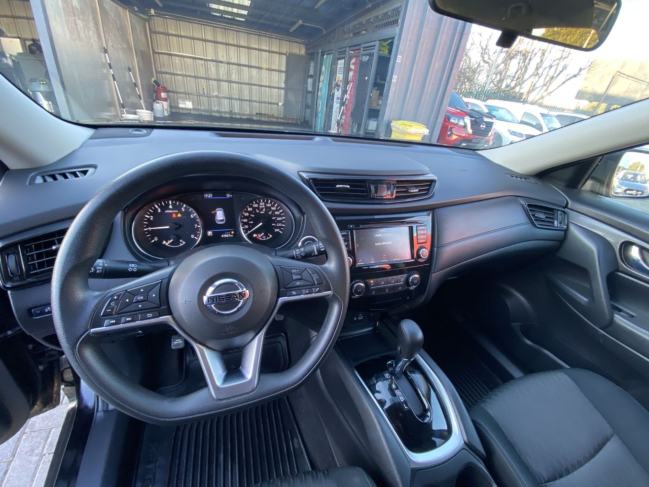 Nissan X-Trail — foto 32 de 35