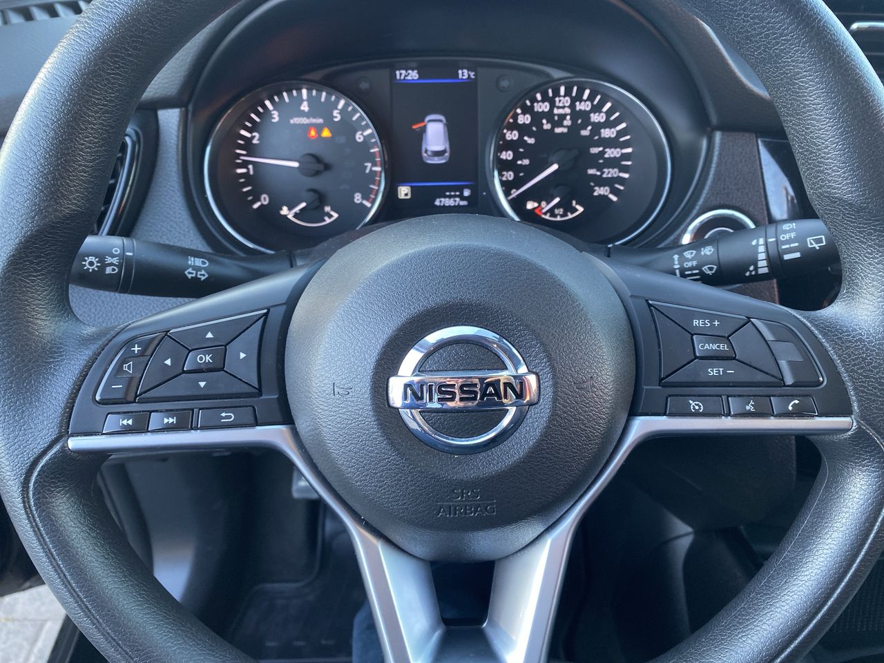 Nissan X-Trail — foto 26 de 35