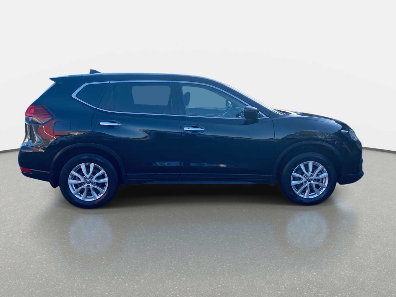 Nissan X-Trail — foto 9 de 35