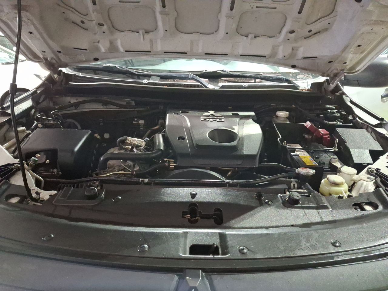 MITSUBISHI - 18