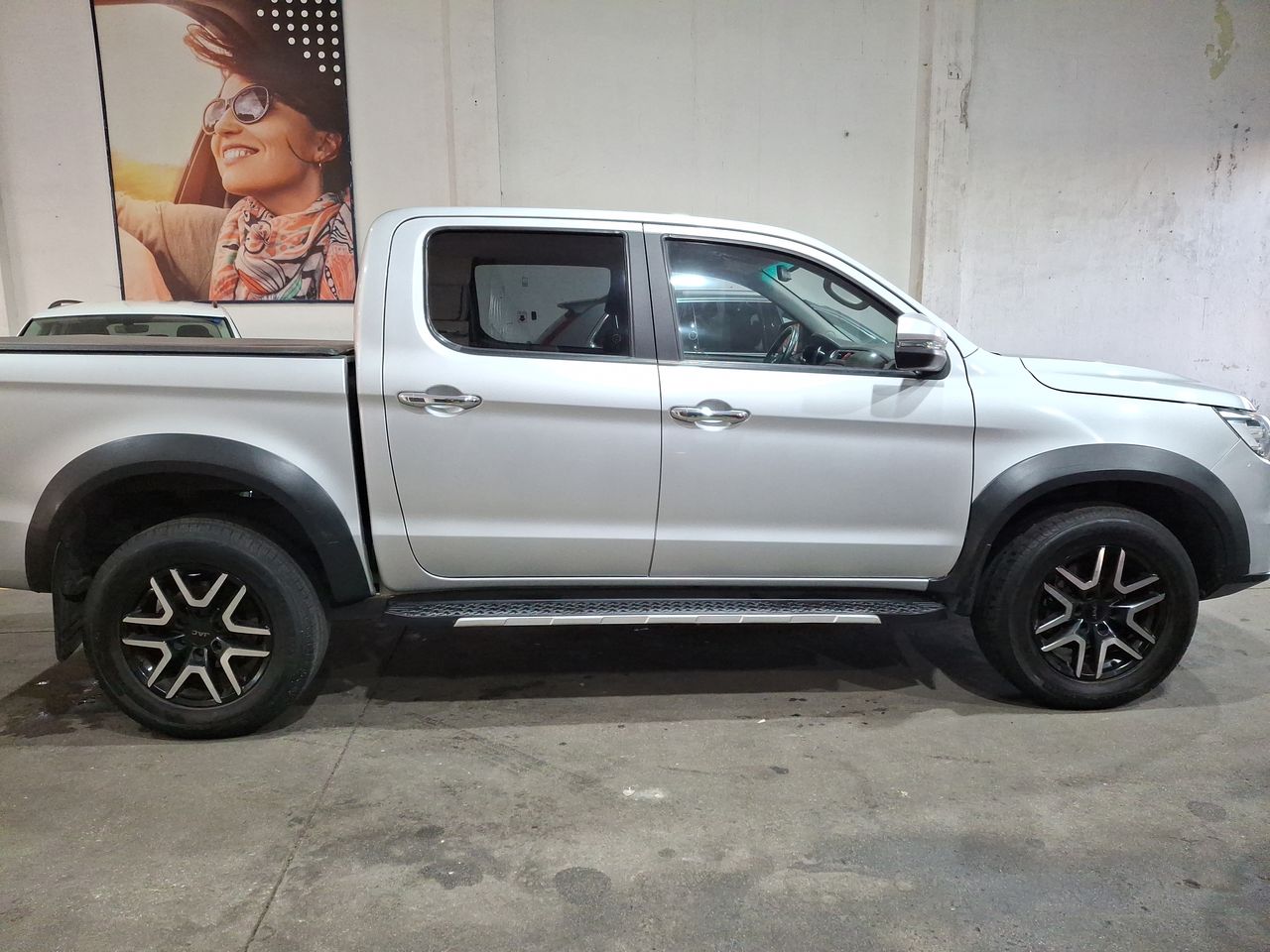 JAC - 8