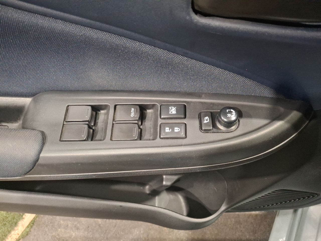 SUZUKI - 22