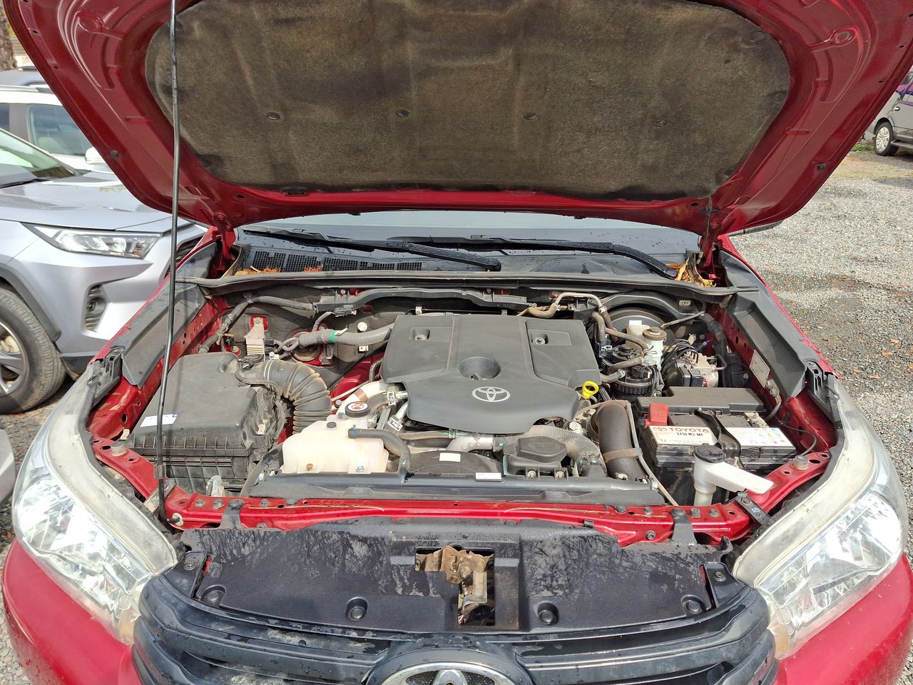 Toyota Hilux — foto 31 de 32