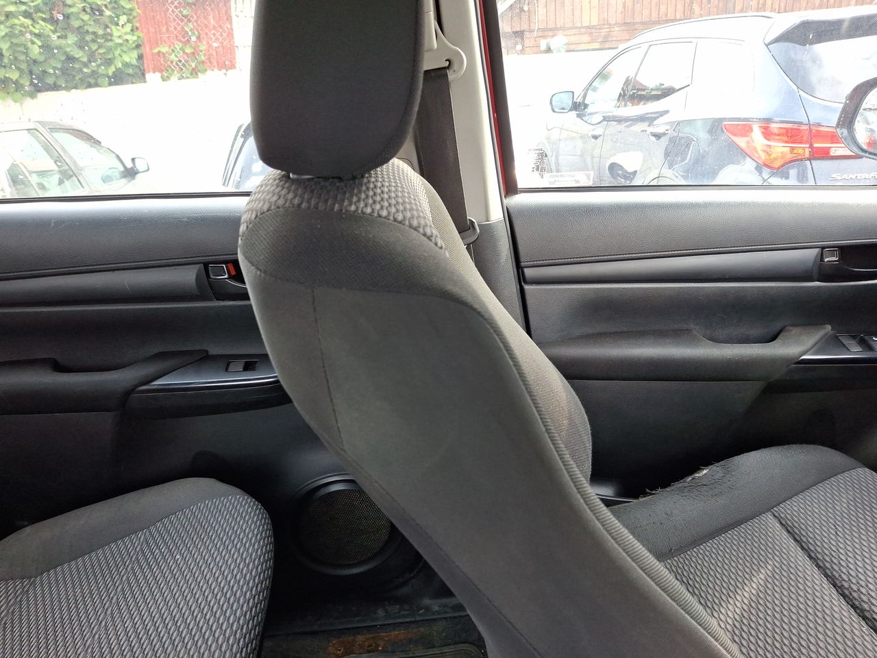 Toyota Hilux — foto 16 de 32