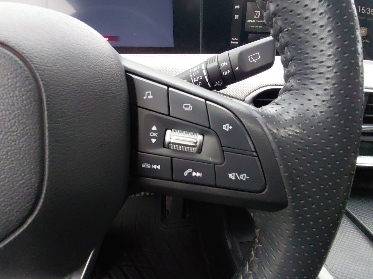 Changan Uni-T — foto 20 de 28