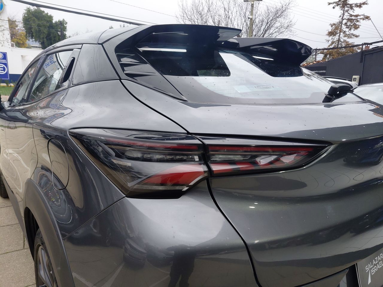 Changan Uni-T — foto 14 de 28