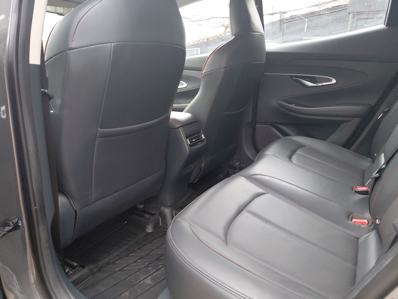 Changan Uni-T — foto 6 de 28