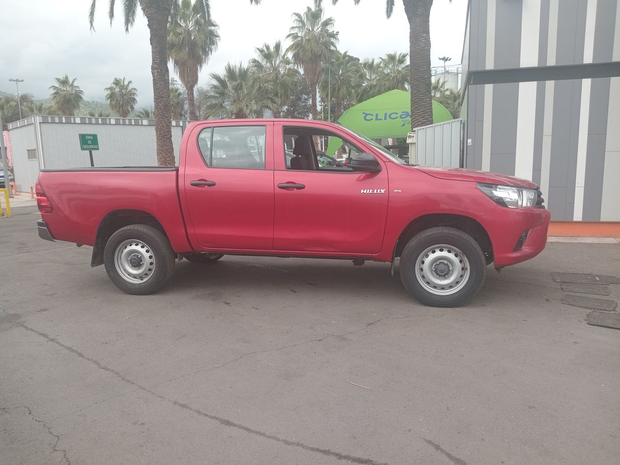 TOYOTA - 8