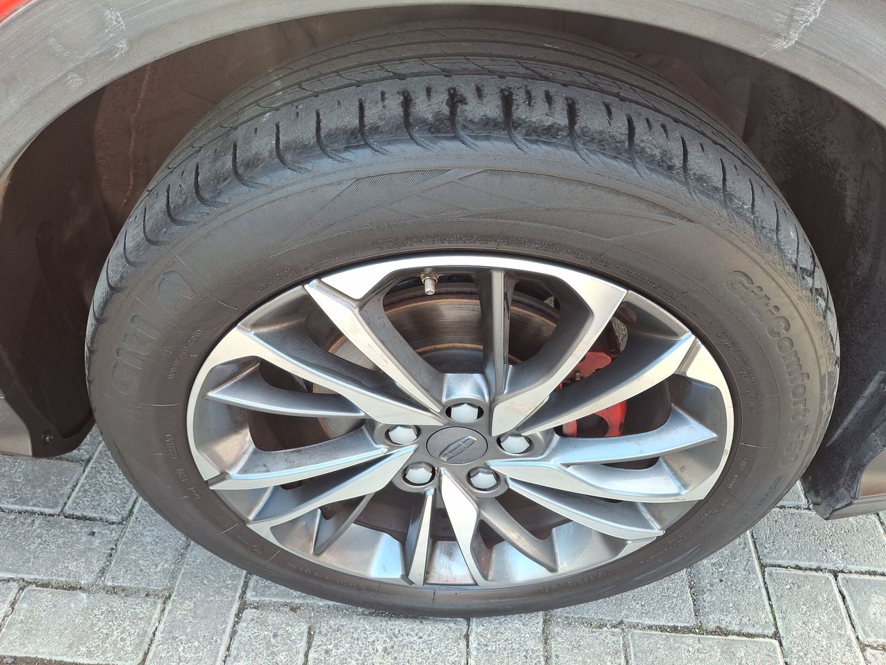 GEELY - 17
