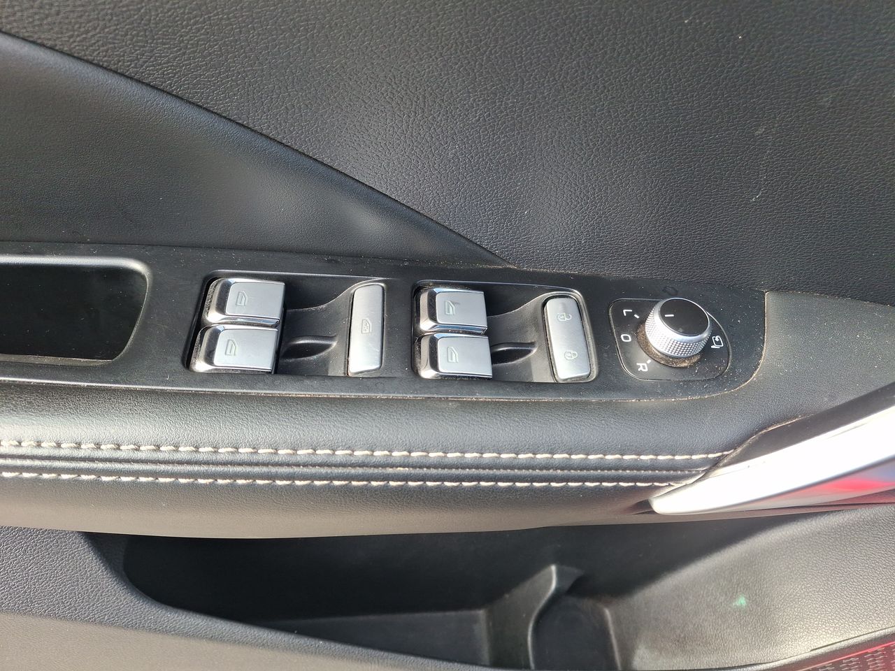 GEELY - 22