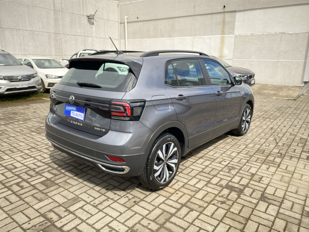 VOLKSWAGEN - 7
