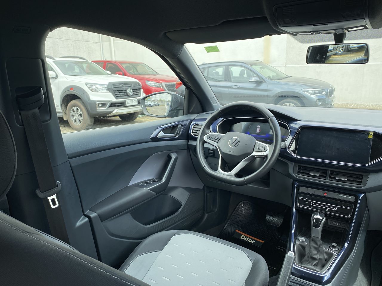 VOLKSWAGEN - 14
